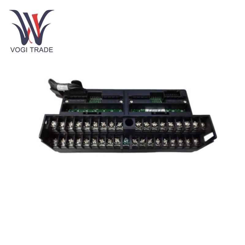 غي IC670CHS001